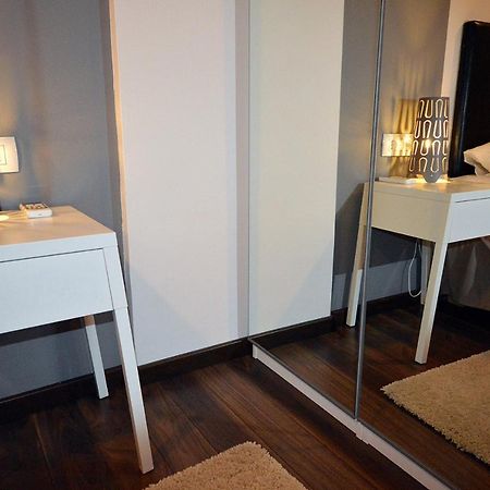زادار Bed And Breakfast Four Rooms الغرفة الصورة