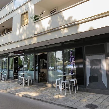 زادار Bed And Breakfast Four Rooms المظهر الخارجي الصورة