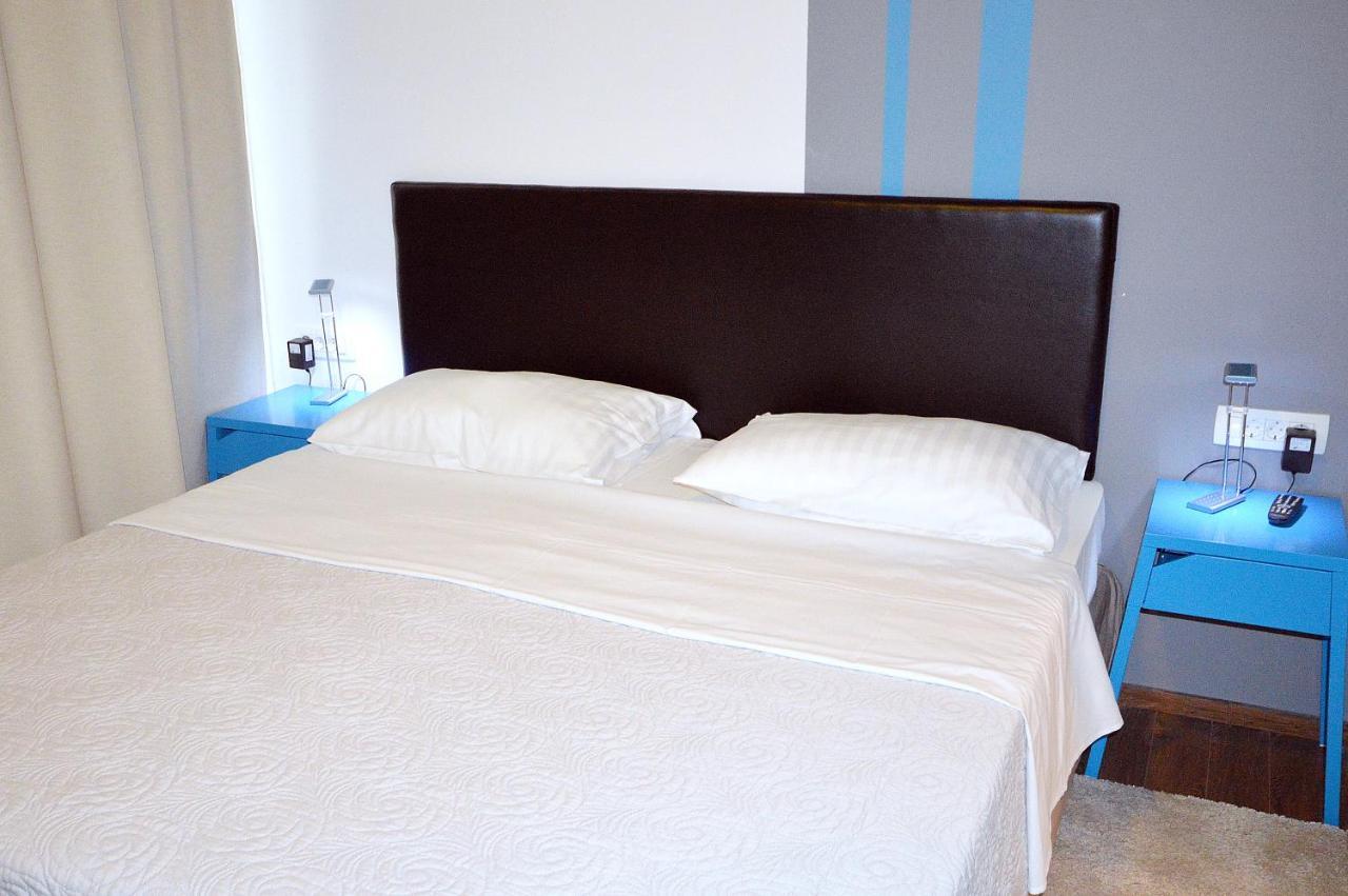 زادار Bed And Breakfast Four Rooms الغرفة الصورة