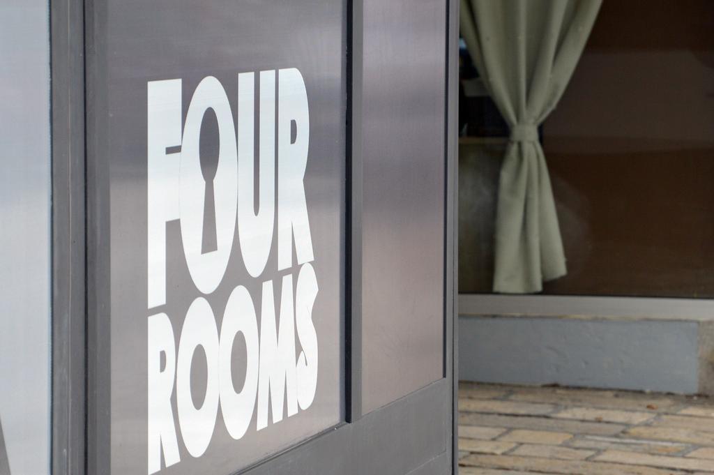 زادار Bed And Breakfast Four Rooms الغرفة الصورة