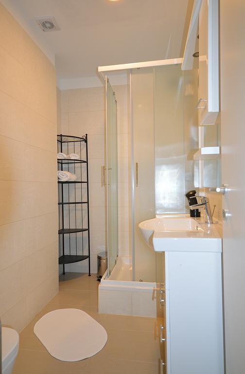 زادار Bed And Breakfast Four Rooms الغرفة الصورة