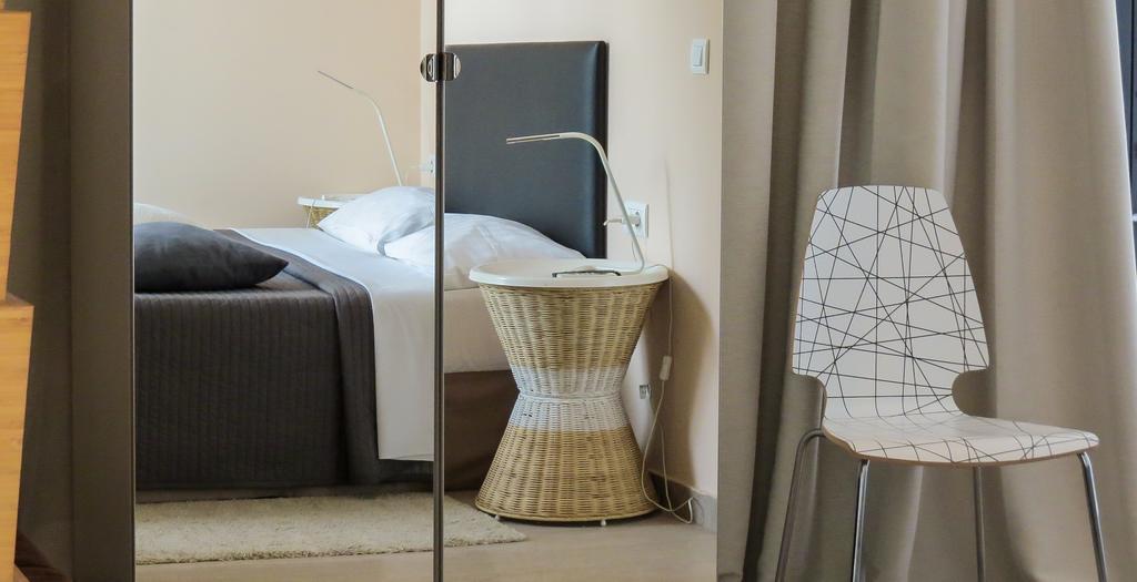 زادار Bed And Breakfast Four Rooms المظهر الخارجي الصورة