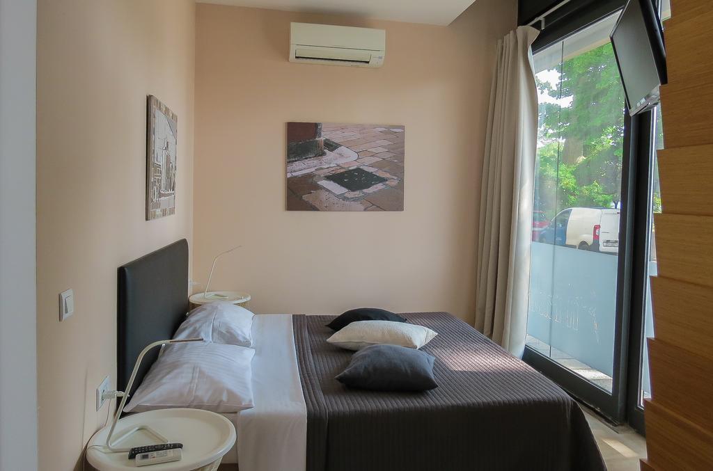 زادار Bed And Breakfast Four Rooms المظهر الخارجي الصورة