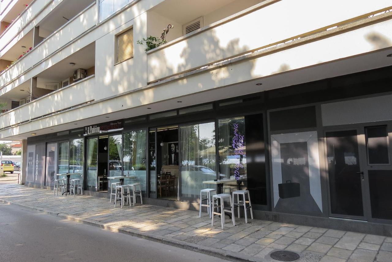 زادار Bed And Breakfast Four Rooms المظهر الخارجي الصورة